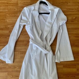 White long sleeve shirt/dress